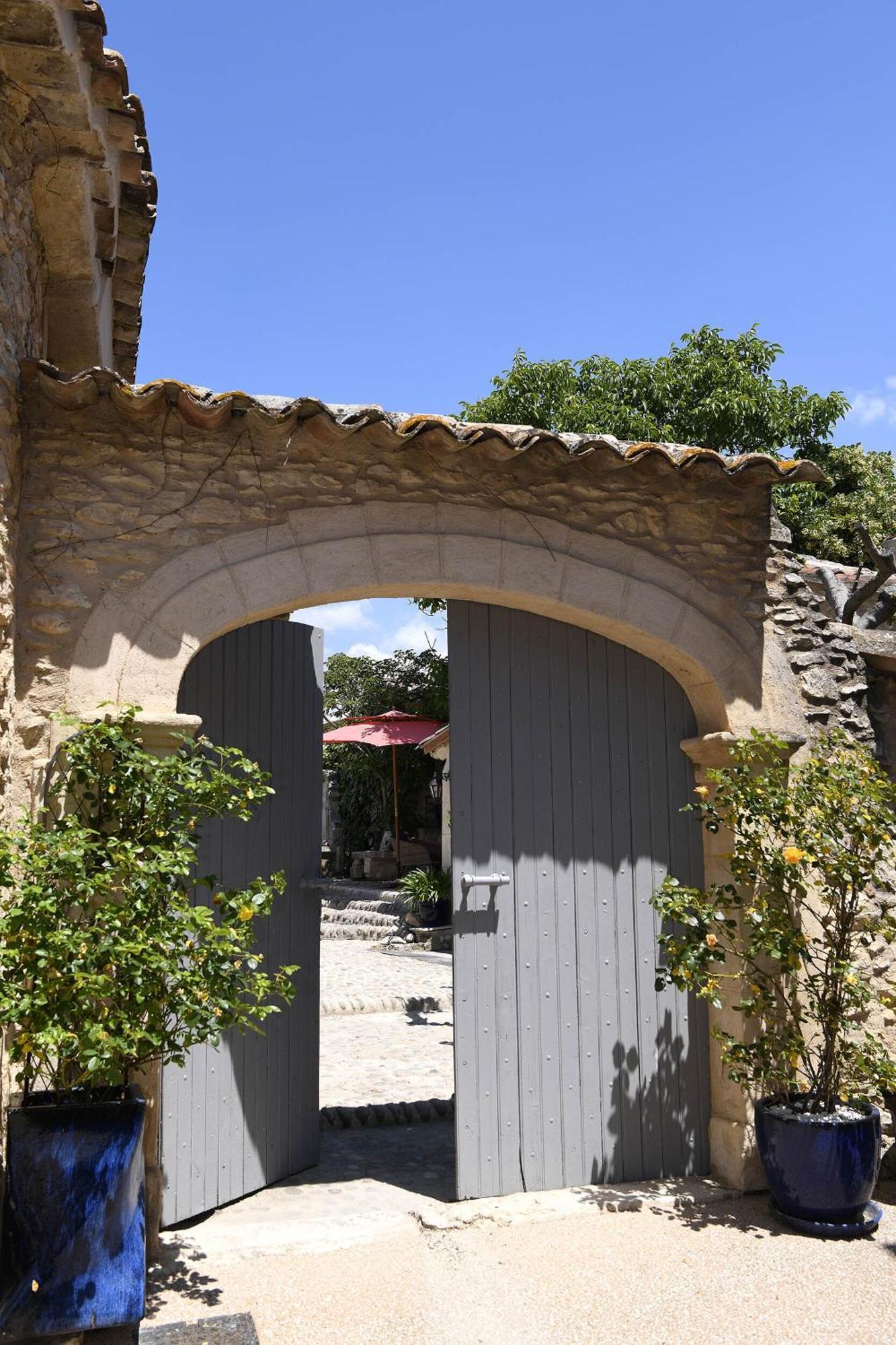 Bastide Des Demoiselles Bed & Breakfast Roussillon en Isere Dış mekan fotoğraf